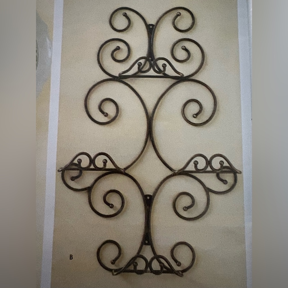 Princess House Metal wall Holder - Picture 4 of 4